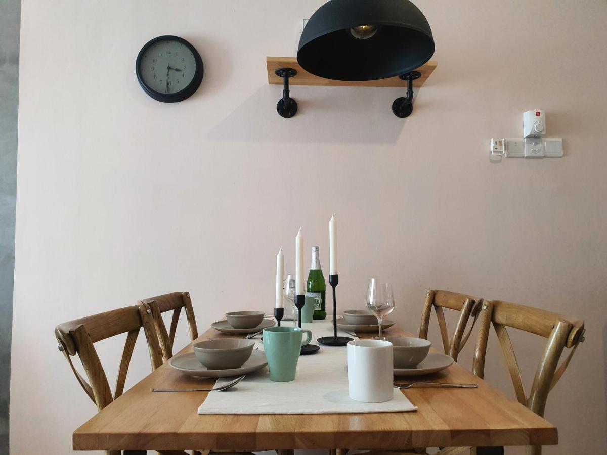 Cozy 2 Bedrooms 4 Pax Menjalara Near Desa Park City Kuala Lumpur Eksteriør billede